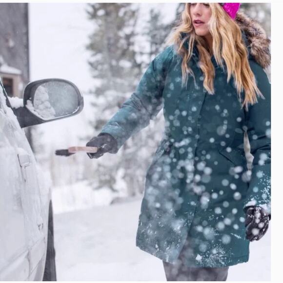 North Face Arctic Down HyVent Parka in Turquoise Size Medium - Picture 10 of 10